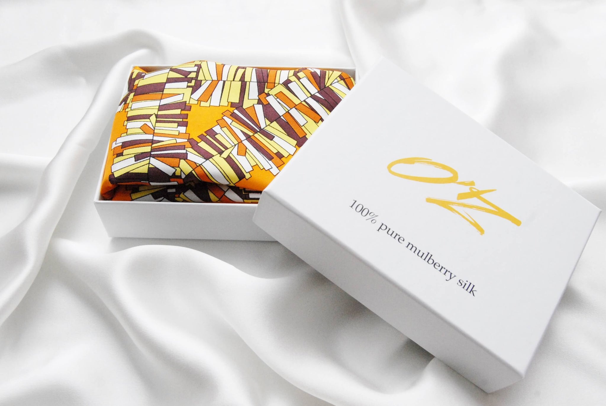 Silk scarf "Abstract" - Empire of O'Z
