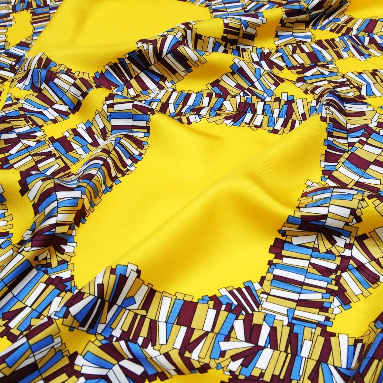 Silk scarf "Abstract" - Empire of O'Z